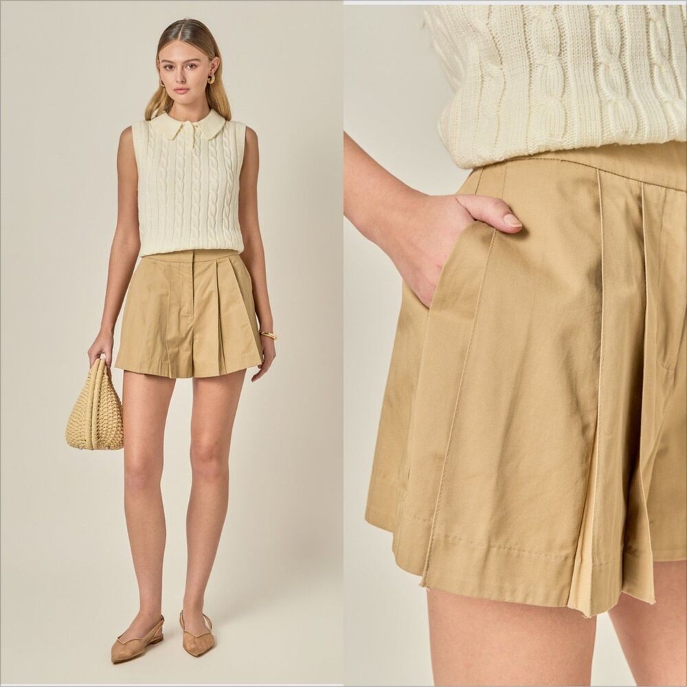 English Factory Tuck Detailed Shorts Size Medium Beige High Waist Pleated